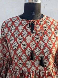 Top Casual de Algodón con Bordado Floral y Estampado a Mano para Viajes, Cenas y Citas, Método de Tejido No Tejido - Product Image 5