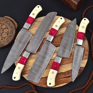 Ensemble de couteaux de chef forgés à la main Lames en acier à haute teneur en carbone Collection de couteaux de cuisine professionnels Couteau de chef à manche ergonomique - Product Image 3