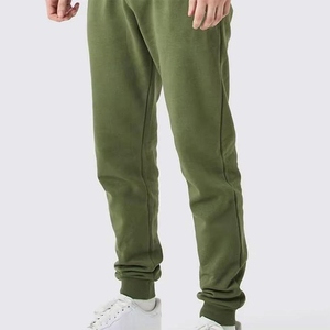 Survêtement à capuche pour homme 2026 – Collection Hiver la plus vendue – Conception personnalisée – Vêtement d'entraînement en coton à fermeture éclair coupe ajustée – Vente en gros - Product Image 3