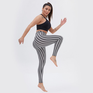 Leggings de compression pour femmes, de haute qualité, taille haute, pour la gym, l'entraînement, séchage rapide, athlétiques, pour la course à pied, le fitness, les sports - Product Image 1