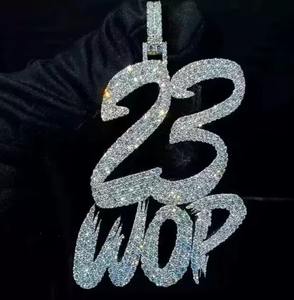 Colgante Personalizable con Iniciales de Plata 925, Chapado en Plata, con Diamante Moissanita de 3.30Ct, Joyería de Plata Esterlina 925 para Fiestas - Product Image 3