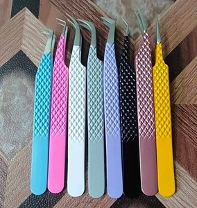 Pinzas de extensión de pestañas profesionales de acero inoxidable de alta calidad sostenibles con agarre perfecto y Punta puntiaguda - Product Image 4