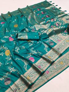 Sari en soie Banarasi ethnique de qualité supérieure avec un chemisier en soie douce - Product Image 2