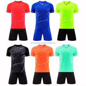 Camiseta de fútbol personalizable para hombre, conjunto de dos piezas, uniforme de entrenamiento con cuello en V, Camiseta corta, ropa de fútbol personalizada enviada de fábrica - Product Image 2