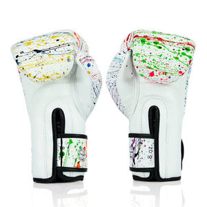 ถุงมือชกมวย FAIRTEX คุณภาพสูง น้ำหนักเบา ระบายอากาศได้ดี ปรับขนาดได้ ปิดด้วยแถบตีนตุ๊กแก สำหรับฝึกซ้อมและใช้ได้ทั้งชายและหญิง - Product Image 5