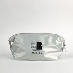 กระเป๋าเครื่องสำอางซิปไนลอนสีเงินพรีเมี่ยมพร้อมโลโก้ที่กำหนดเองเก็บของทันสมัยสำหรับการใช้งานประจำวัน - Product Image 1