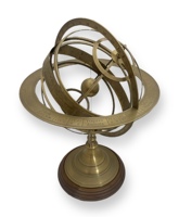 Globe armillaire vintage en laiton de 20 pouces avec design zodiacal rotatif pour une décoration de bureau et de table classique