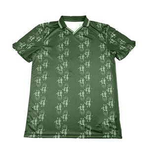 เสื้อโปโลแขนสั้นลายสีเขียวสำหรับผู้ชาย ทรงปกติ สไตล์ลำลอง ผ้าโพลีเอสเตอร์ 100% แห้งเร็ว ผ้าถัก ดีไซน์คอวี - Product Image 1