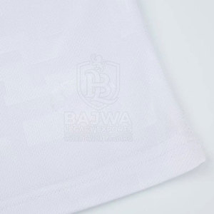 Tenue de football pour homme, vêtements de sport performants conçus pour l'entraînement au football, la course à pied, les exercices et les activités d'équipe - Product Image 5