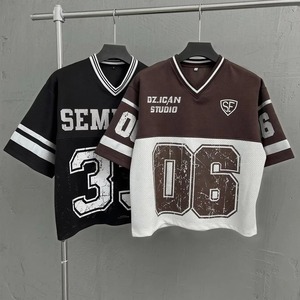 Fabricant de maillots de football en mesh à col en V avec impression personnalisée, t-shirt sport surdimensionné pour homme en coton 100% lourd - Product Image 1