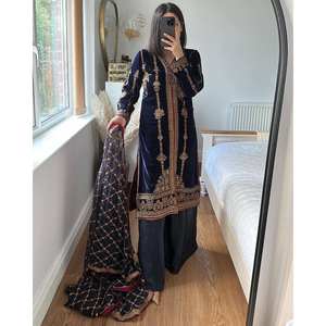 Ensemble haut et bas pour femmes avec dupatta pour les occasions spéciales - Product Image 5