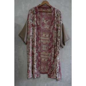 Bata Kimono Boho de Seda con Parches para Mujer, Larga, Estilo Gypsy, Ropa de Dormir Relajada - Product Image 1