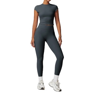ชุดออกกำลังกายผู้หญิง 2 ชิ้น ชุดโยคะ ชุดกีฬา ชุดฟิตเนส ชุดวอร์ม เสื้อชั้นในกีฬา กางเกงเลกกิ้งออกกำลังกาย - Product Image 1