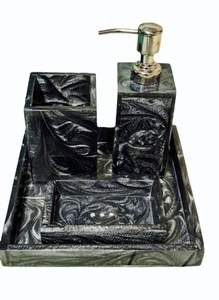 Juego de Accesorios de Baño de Resina con Diseño de Espiral de Cobre: Dispensador de Jabón Líquido, Vaso para Cepillos de Dientes, Jabonera, Bandeja para Tocador y Kit para Encimera - Product Image 4