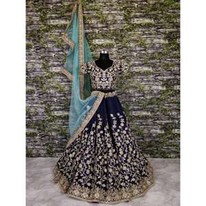 Banglory bleu marine soie Lehenga Choli avec appliques broderie travail vêtements indiens et pakistanais - Product Image 3
