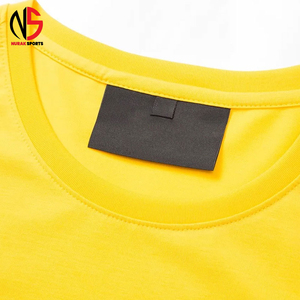 Nueva Llegada: Camiseta de Hombre Estilo Urbano con Diseño Frontal Personalizado, Tejido de Alto Rendimiento, Resistente, Transpirable, de Secado Rápido, con Pedrería, OEM 2026 - Product Image 2