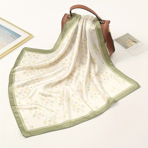 Écharpes en soie de luxe de style rétro haut de gamme, en soie de mûrier véritable de qualité 6A, douces et lisses, carrées, à imprimé floral - Product Image 2