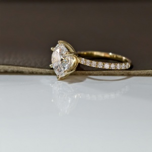 Anillo de Compromiso de Lujo con Diamante de Laboratorio de 5 Quilates, Corte Brillante Redondo, E VS1, Oro Amarillo de 14K, Certificado IGI, para Bodas y Aniversarios - Product Image 3