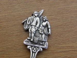 Cuillère à sucre ou à épices hollandaise vintage plaquée argent, parfaite pour les collectionneurs, les décorations de table et la cuisine. Provenant d'Inde. - Product Image 4