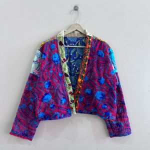 Lote de Chaquetas Cortas Bordadas Phulkari Tradicionales Vintage para Mujer, Hechas a Mano - Product Image 1