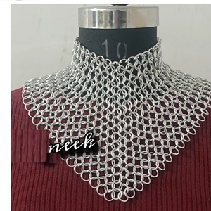 ชุดเกราะคอเหล็กสแตนเลสแบบโซ่เคลือบเงิน รูปทรงแฟชั่นที่ไม่สม่ำเสมอ - Product Image 3