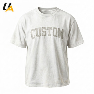 T-shirt surdimensionné pour homme en coton et polyester délavé style vintage, effet vieilli avec logo brodé usé, manches courtes - Product Image 3