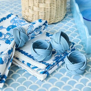 Porte-serviettes en osier bicolore style frais pour la décoration de table, anneau à serviettes tissé à la main en fibres naturelles, vaisselle en fibre naturelle - Product Image 1