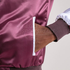 Veste bomber en satin pour homme au design esthétique unique avec poches latérales pour un style de vie urbain moderne - Product Image 6