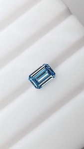 Diamant de laboratoire 1 carat VVS2 Radiant Fancy Blue taille émeraude, pierre précieuse lâche certifiée IGI pour la fabrication de bijoux, modèle AURA LUXURIA LG9 - Product Image 4