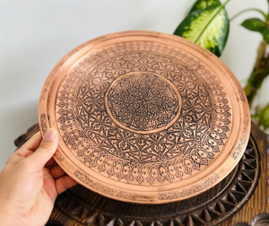 Plateau de service vintage en cuivre martelé avec motif gravé, plateau rond décoratif plaqué, plateau à café multi-usages, plateau alimentaire de cuisine - Product Image 5