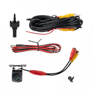 Caméra de Recul AHD 1080P Roadpower, Lentille Fisheye, Vision Nocturne et Lignes Directrices Dynamiques pour une Marche Arrière Plus Sûre - Product Image 2