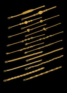 คอลเลกชันเครื่องประดับทองคำแท้ 22K ขายส่ง แหวนตราประทับประดับพลอยสำหรับผู้ชาย และแหวนลายดอกไม้ละเอียดอ่อนสำหรับผู้หญิง - Product Image 3