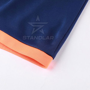 Uniforme de football personnalisé pour hommes adultes de haute qualité, séchage rapide, respirant, avec couleurs et logo personnalisés et service OEM - Product Image 5