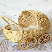 Poussette en bois écologique Ecowoodies, moderne, durable, faite à la main, pour poupées, jouet pour bébés et tout-petits, sûre, pour chambre et extérieur, facile à utiliser