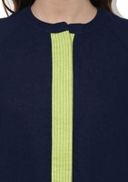 Robe de nuit confortable en coton respirant bleu marine et vert clair avec manches longues cloche fluides