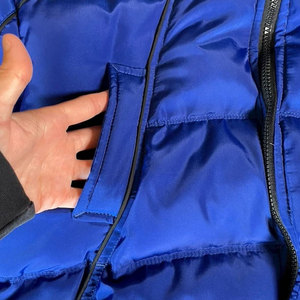 Veste matelassée légère et pliable pour homme, prix abordable, OEM, avec logo personnalisé et capuche, pour l'hiver - Product Image 3