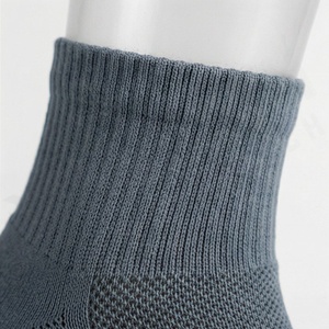 Crew Socks Men Women Running Sport Breathable Moisture Wicking Polyester Spandex Geometric Pattern Summer Athletic Socks - Product Image 4