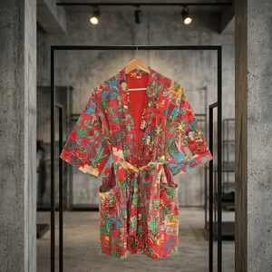 Robe kimono Kantha imprimée et brodée à la main Farida Khalo, robe au design Kantha pour femmes, robe unisexe pour homme et femme, vente en gros. - Product Image 5