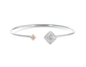 Customized Round Shape Moissanite Diamond Bracelet Bezel Setting 18K White Gold Diamond Bracelet for Both Men and Women - Product Image 1