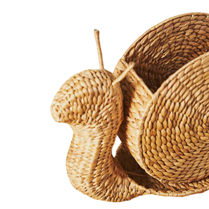 Panier de rangement en jacinthe d'eau naturelle en forme d'escargot, panier tissé à la main pratique pour le rangement à domicile dans le salon, en provenance du Vietnam - Product Image 2