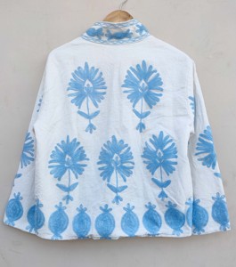 Chaqueta Personalizada para Mujer, Diseño Floral Otoñal e Invernal, Hecha a Mano, Bordado Suzani, Ecológica, con Botones de Algodón - Product Image 4