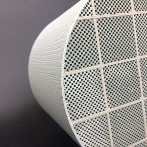 Filtre à particules diesel à écoulement mural Céramique en nid d'abeille Transporteur de convertisseur catalytique en gros - Product Image 5