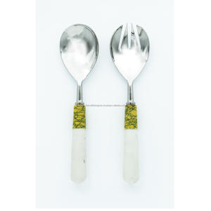 Exclusivo Servidor de Ensaladas de Acero Inoxidable Diseñado para Espacios de Comedor de Lujo que Buscan Herramientas Elegantes, Funcionales y de Alta Calidad - Product Image 1