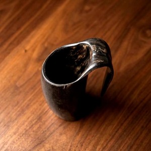 Mug à bière en corne de buffle poli, style bohème, fait main, écologique et naturel, décoratif - Product Image 6