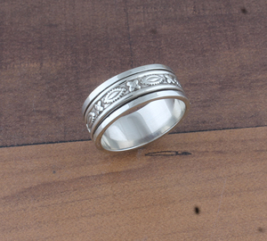 Anillo de Plata de Ley 925 al por Mayor, Anillo Minimalista de Plata para Mujer y Hombre, Anillo de Boda de Alto Brillo y Ajuste Cómodo - Product Image 4