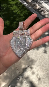 Colgante Personalizado de Plata 925 con Letra y Diamantes de Moissanita, y Otras Joyas de Diamantes, Regalo para Ella - Product Image 5