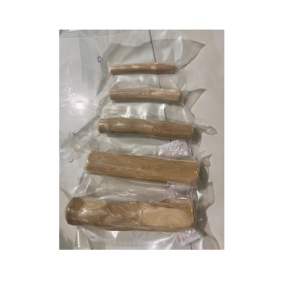 El mejor precio Real Nature Coffee Wood Dog Chew Stick Juguete masticable seguro y duradero para perros masticar proveedor de mascotas - Product Image 1