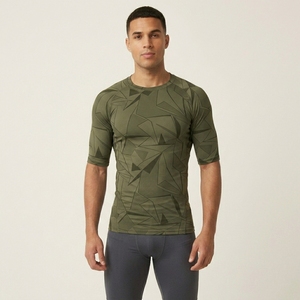 Camiseta Deportiva Personalizada OEM para Hombre, con Logotipo Frontal, Manga Corta, Compresión, para Fitness, Gimnasio, Entrenamiento, Ropa Deportiva de Alto Rendimiento - Product Image 5