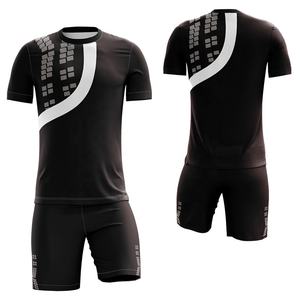 Ensemble d'uniformes de football sur mesure de haute qualité pour adultes vente en gros de quantité minimale de commande bas Football vêtements de sport de qualité supérieure séchage rapide couleur unie - Product Image 1