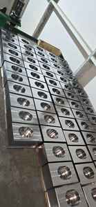 Bloque Mecanizado CNC Personalizado con Orificio de Precisión, Componente Industrial para Matrices y Moldes, Tolerancia de 0.01 mm, Superficie Pulida - Product Image 3